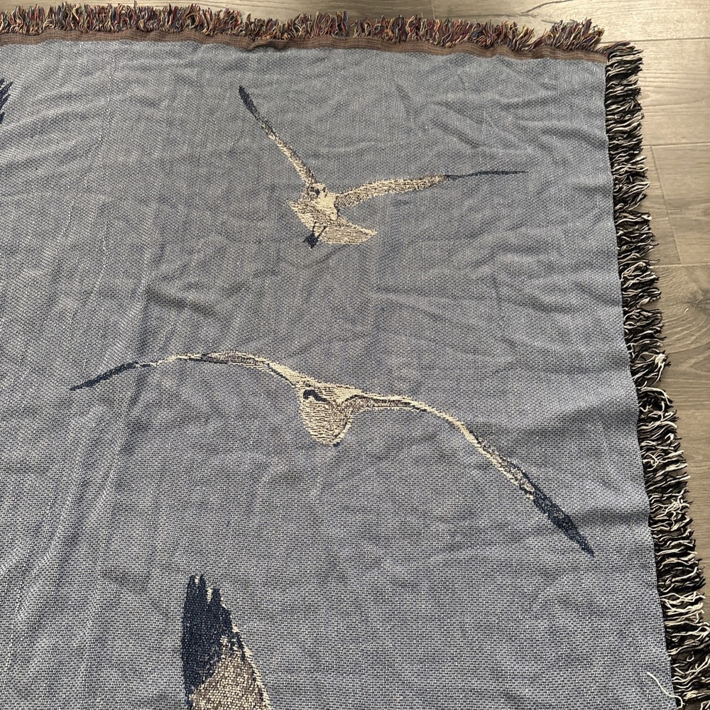 Taylor Swift 1989 Taylor's Version Seagull Woven Blue Blanket preowned few snags - Picture 4 of 12